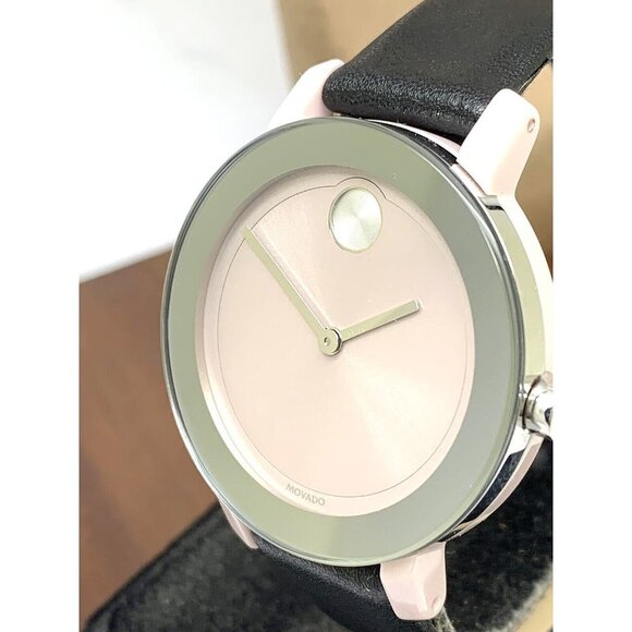 Movado Women's Watch 3600709 Bold Pink Ceramic Swiss Quartz 36mm Black L…